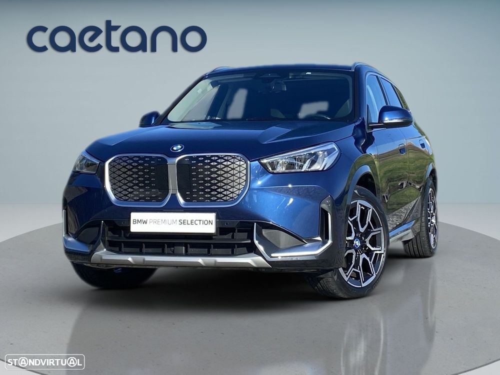 BMW Ix1