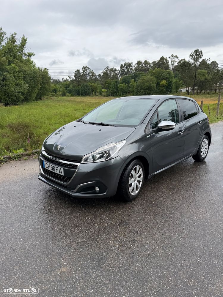 Peugeot 208 1.2 VTi SE Style - 1