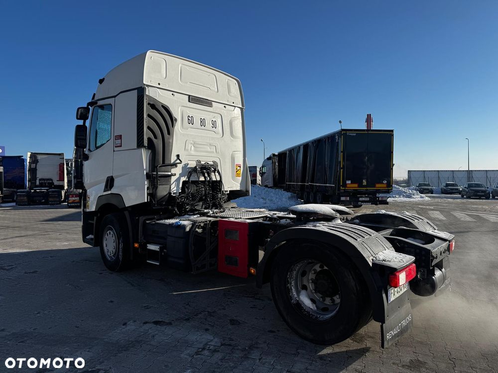 Renault T440 Sleeper Cab - 4