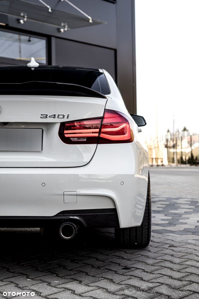 BMW Seria 3 - 16