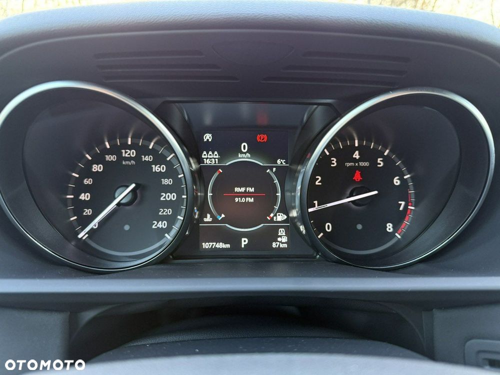 Land Rover Discovery - 3