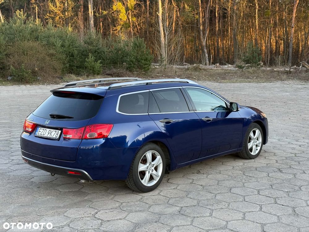 Honda Accord - 4