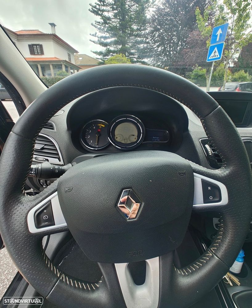 Renault Mégane Coupe 1.5 dCi Bose Edition CO2 Champion - 5