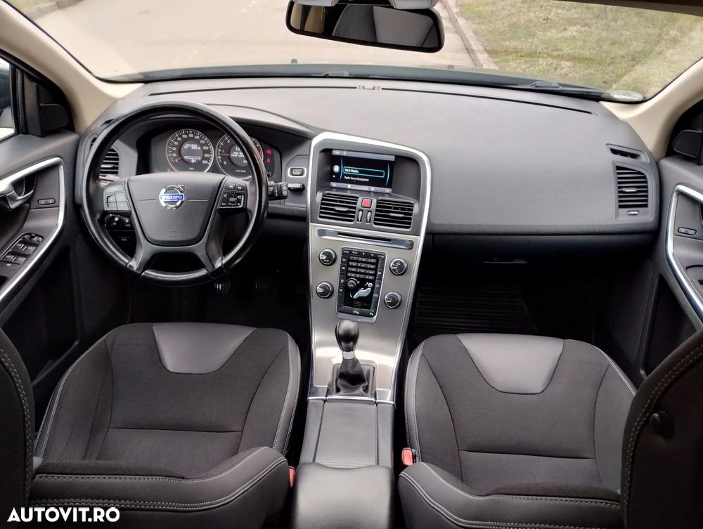 Volvo XC 60 DRIVe R Design - 7