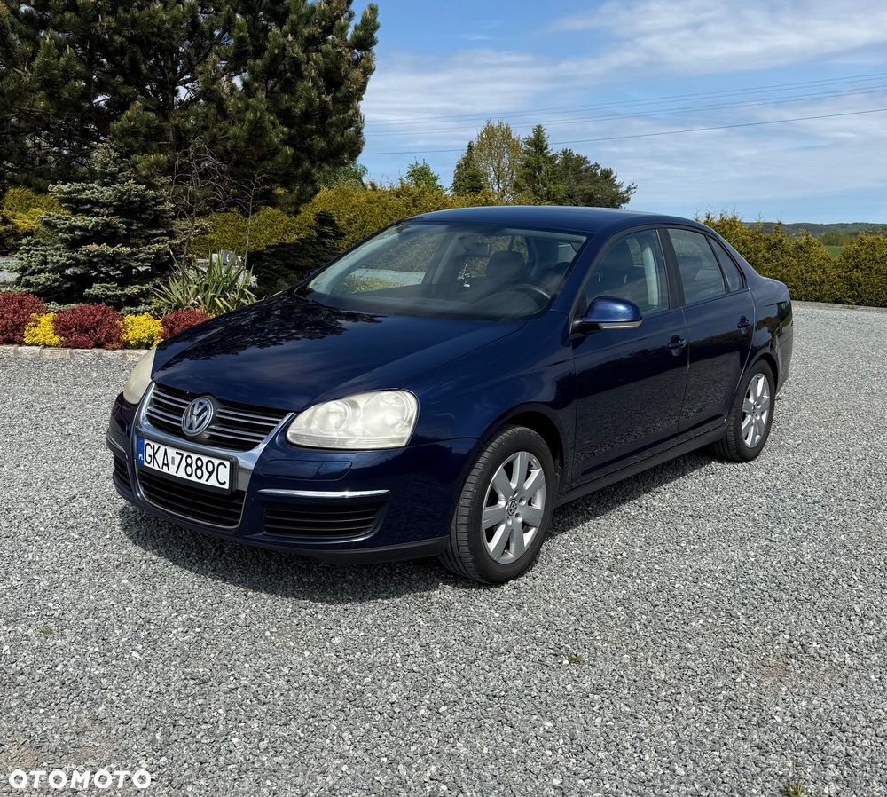Volkswagen Jetta 1.9 TDI DPF Comfortline - 1