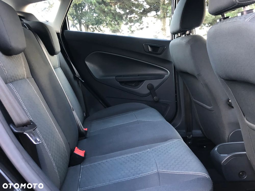 Ford Fiesta 1.4 Titanium - 8