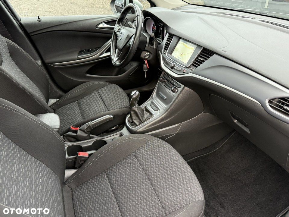 Opel Astra 1.4 Turbo Start/Stop Innovation - 29