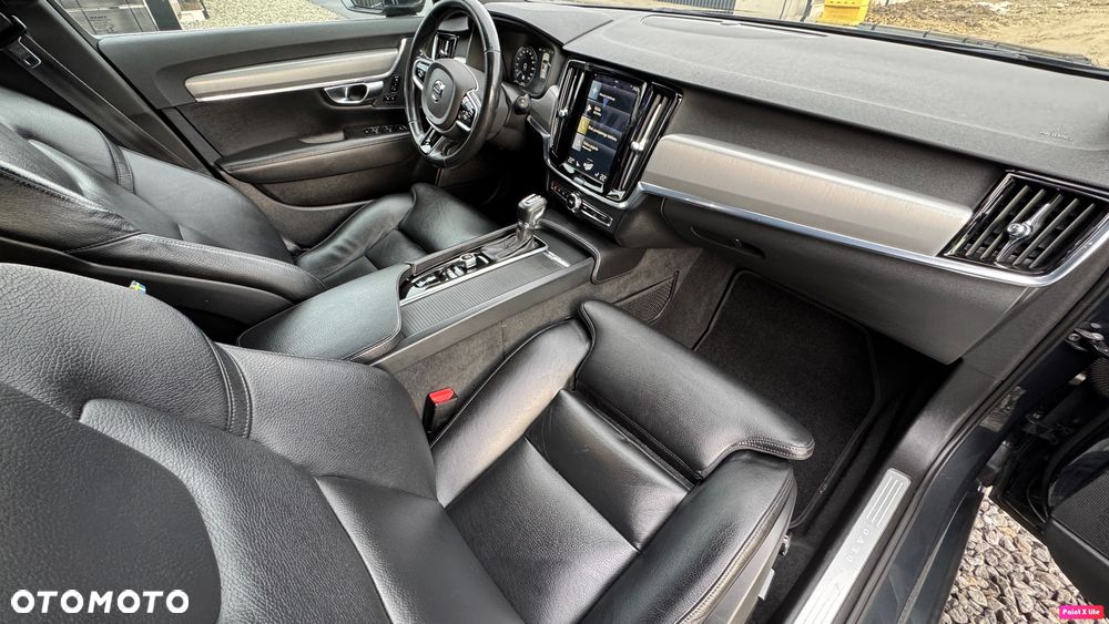 Volvo V90 D4 AWD Geartronic Momentum - 4
