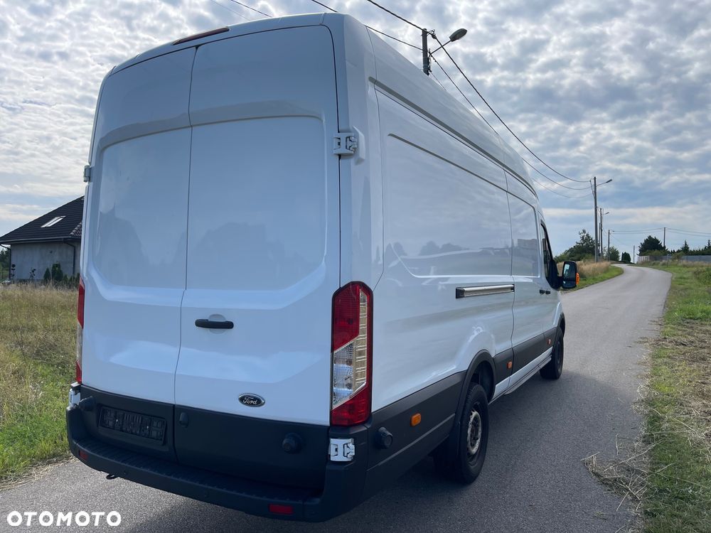 Ford Transit - 11