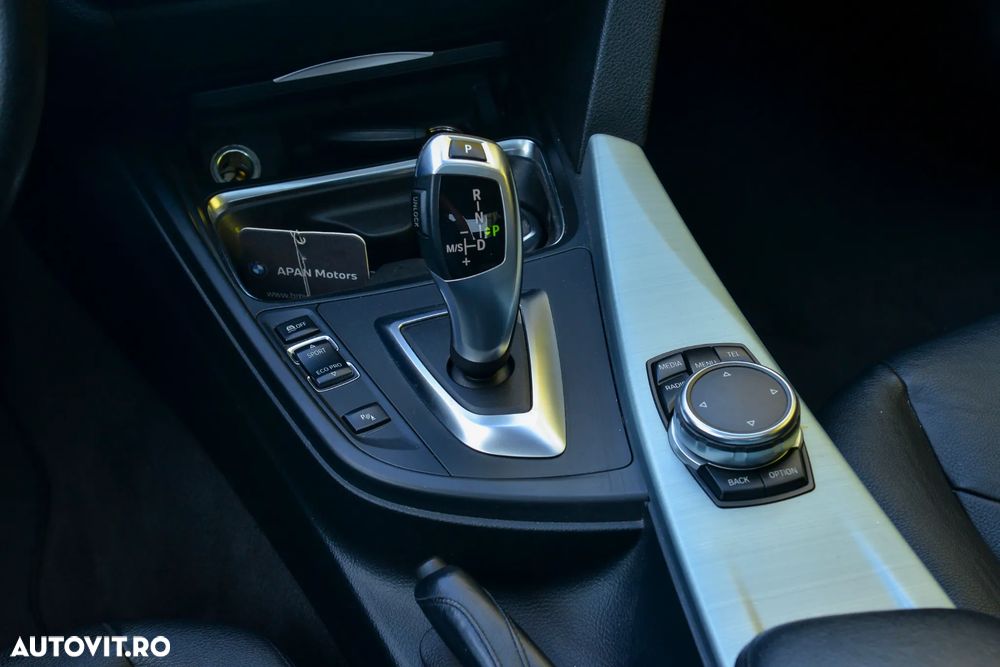 BMW Seria 3 320d xDrive Aut. Modern Line - 15