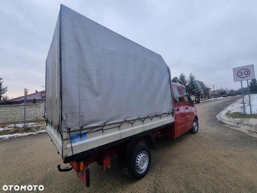 Mercedes-Benz Sprinter - 7