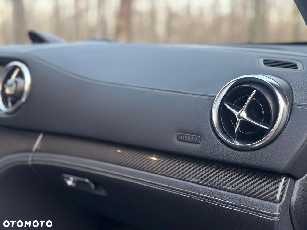 Mercedes-Benz SL 63 AMG AMG Speedshift MCT 7-Gang Sportgetriebe AMG Performance Package - 14