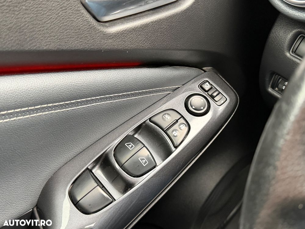 Nissan Juke DIG-T 117 Tekna - 30