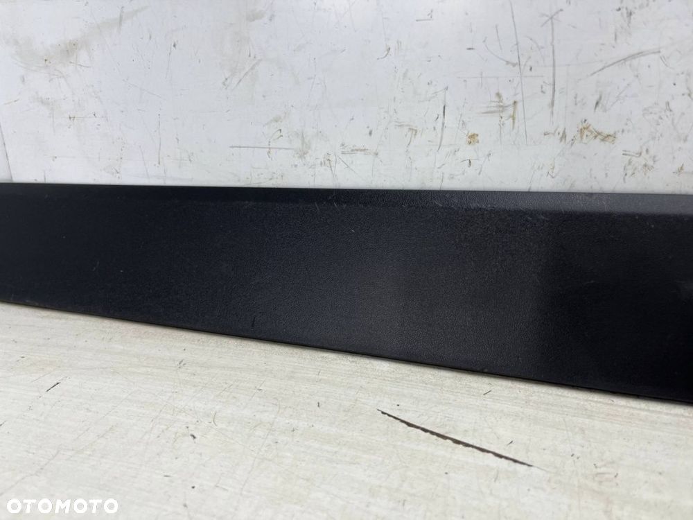 Listwa Seat Arona 17r.- lewa przednia DOLNA nakładka drzwi boczna lewy przód 6f9853959 - 5
