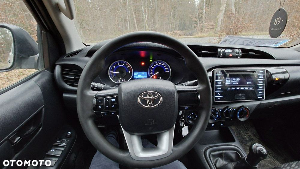 Toyota Hilux - 17