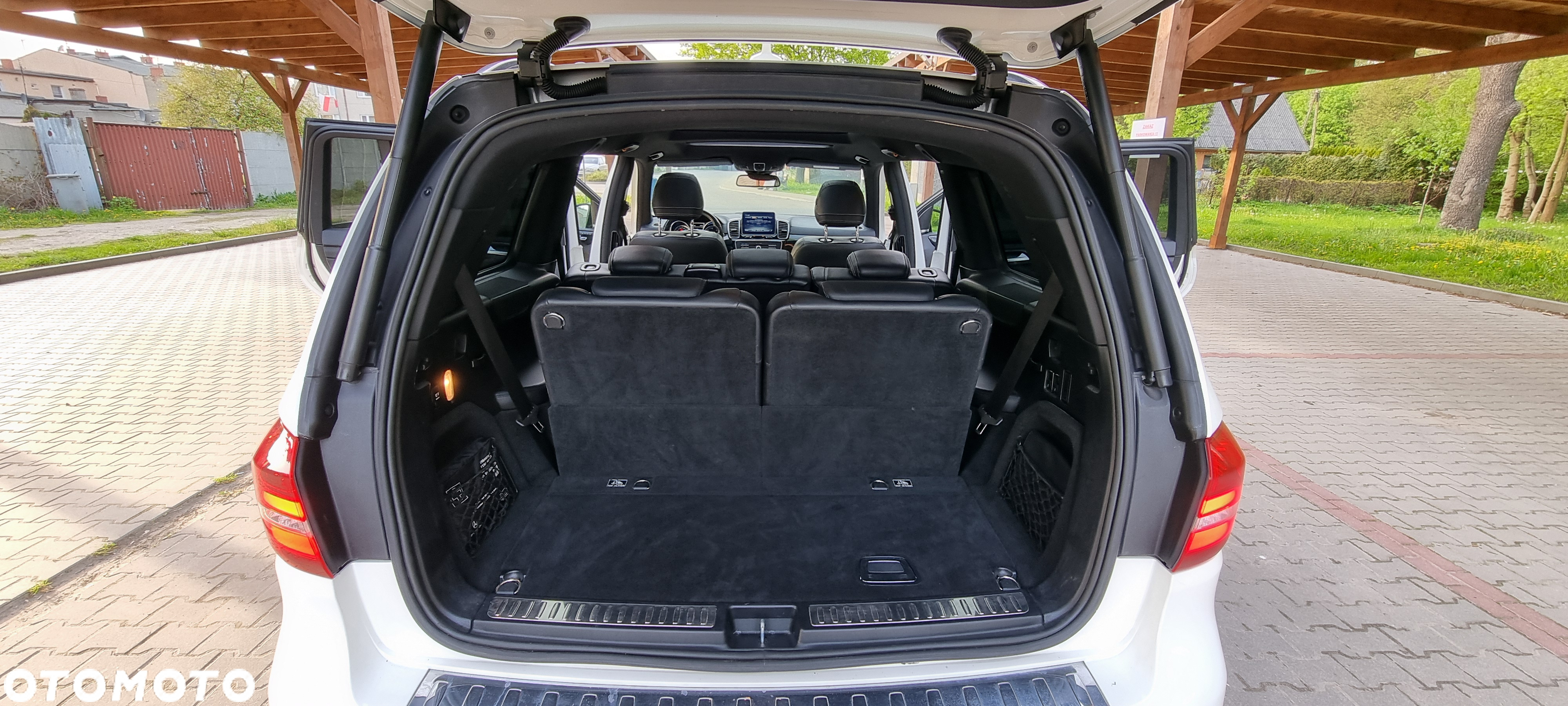 Mercedes-Benz GLS 350 d 4-Matic - 35