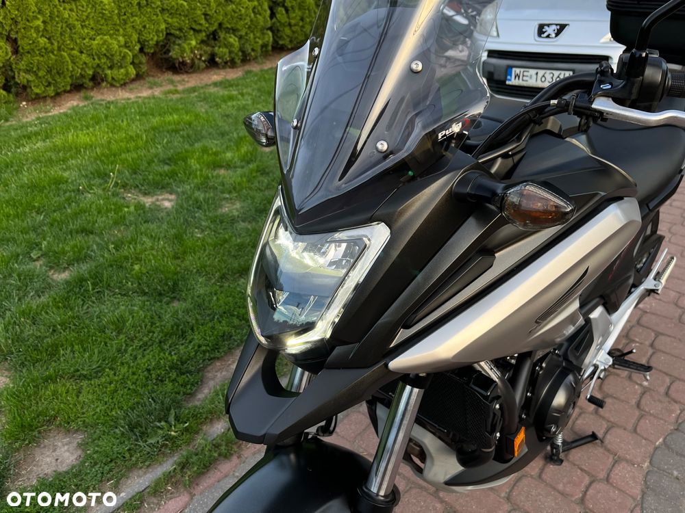 Honda NC - 25