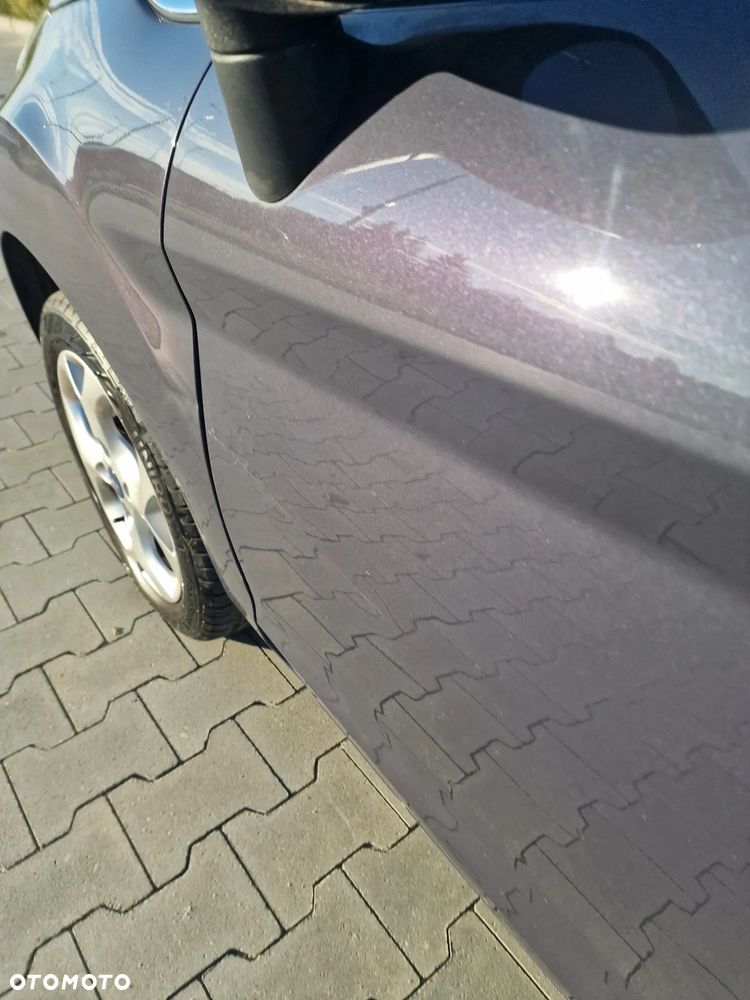 Ford Fiesta - 15