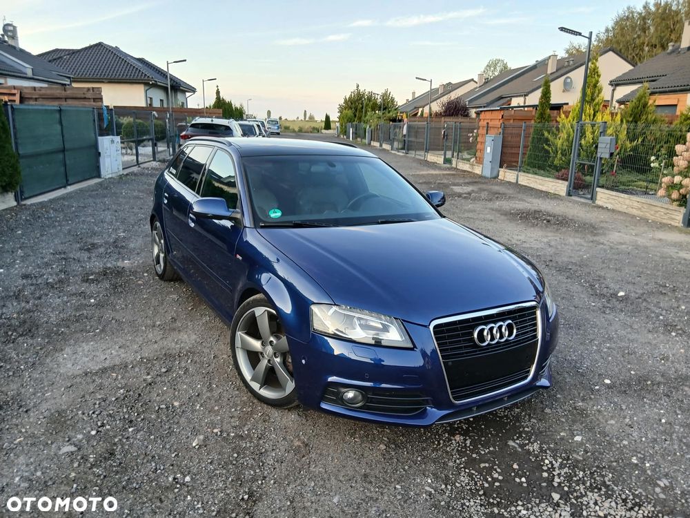 Audi A3 Sportback 2.0 TDI DPF S tronic S line Sportpaket (plus) - 3