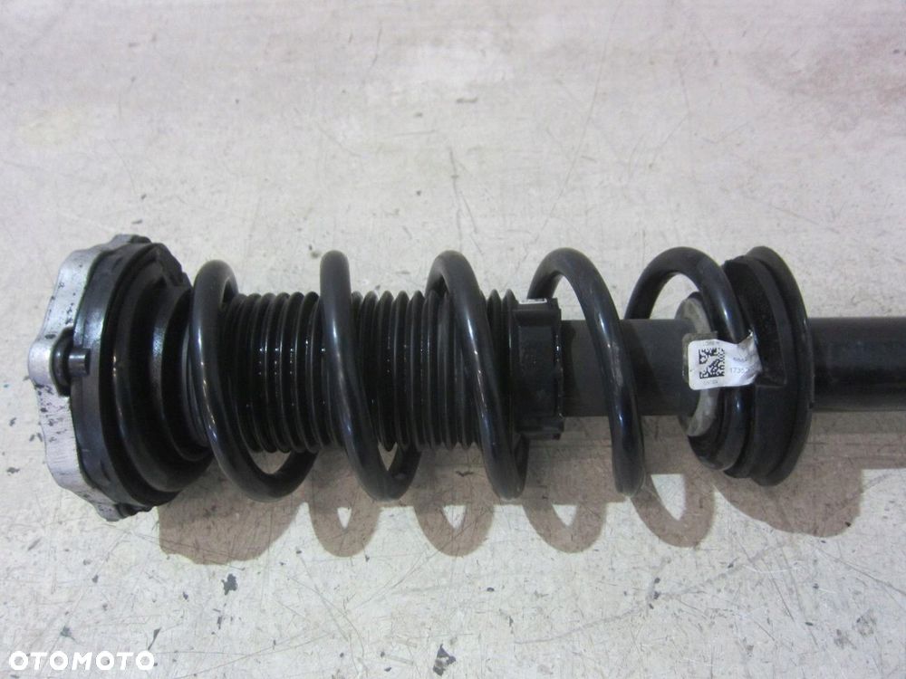 BMW X3 G01 G02 AMORTYZATOR TYLNY TYŁ 6871801 SPRĘŻYNA KOMPLET 33526871801 - 2