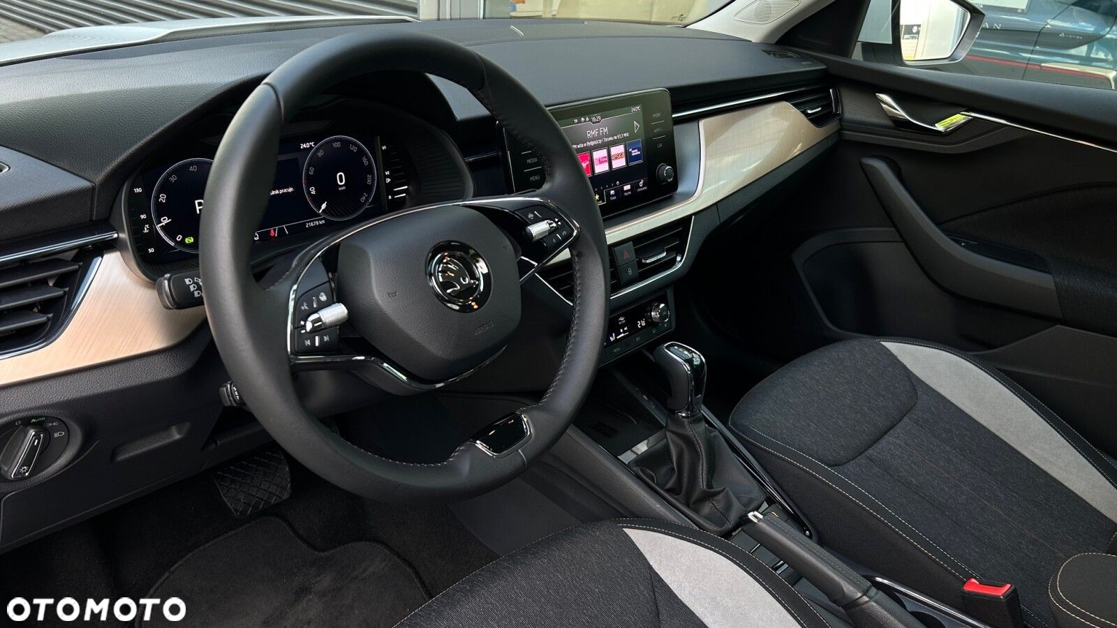 Skoda Kamiq 1.5 TSI Style DSG - 10