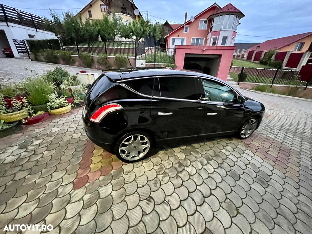 Lancia Delta 1.6 MultiJet Oro - 4