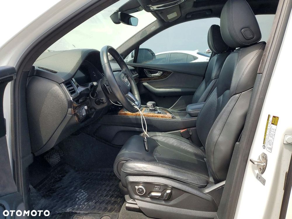 Audi Q7 3.0 TFSI Quattro Tiptronic - 7