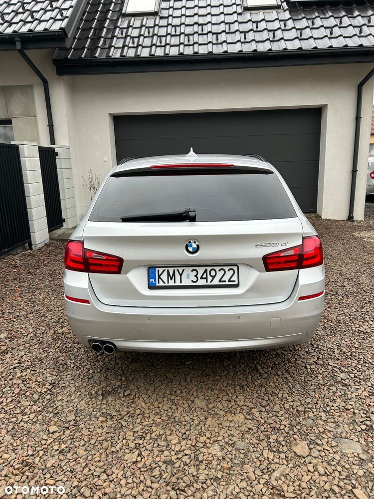 BMW Seria 5 520d - 8
