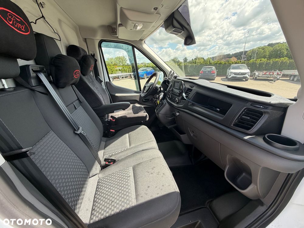 Ford Transit - 8