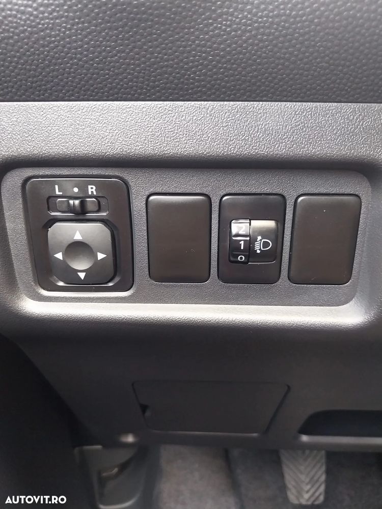 Mitsubishi Space Star 1.2 2WD MT Inform - 10