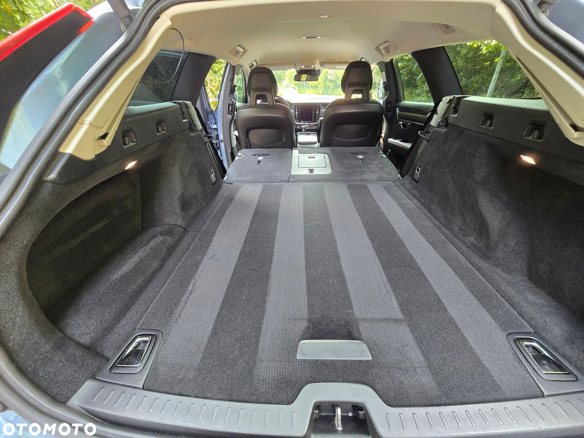 Volvo V90 D4 Kinetic - 19