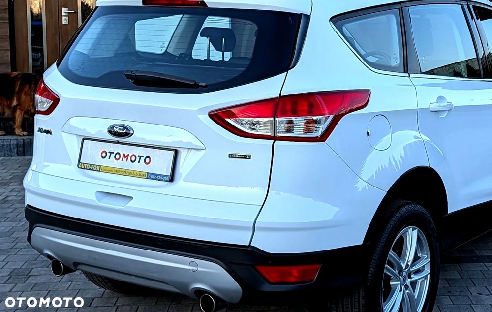 Ford Kuga 1.6 EcoBoost 2x4 Titanium - 31