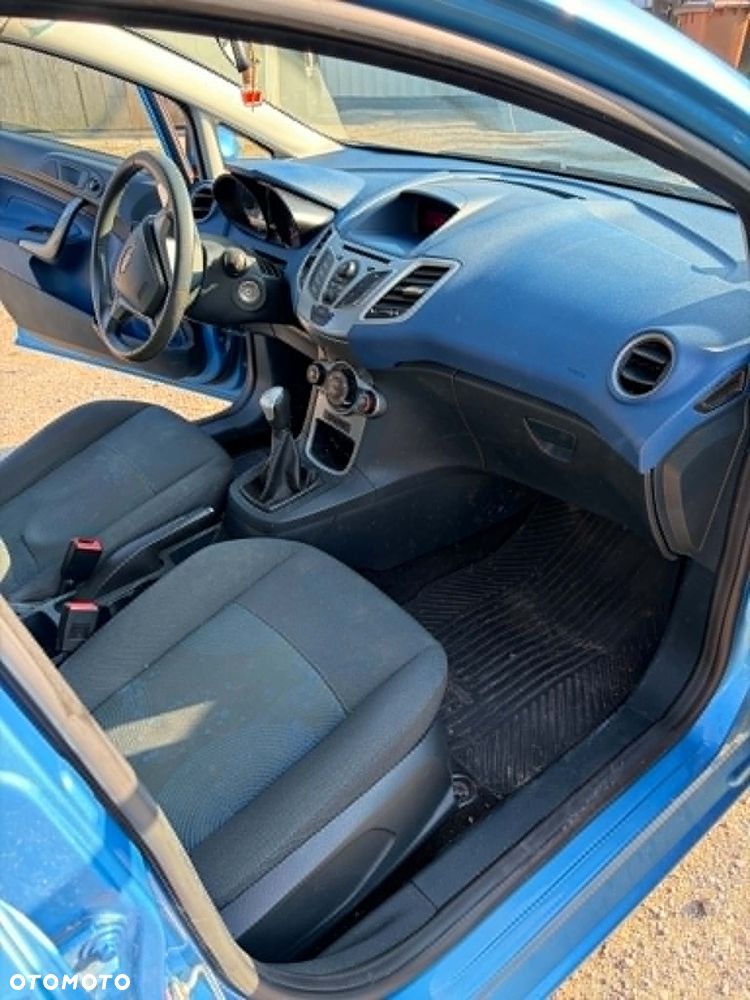 Ford Fiesta 1.25 Trend - 17