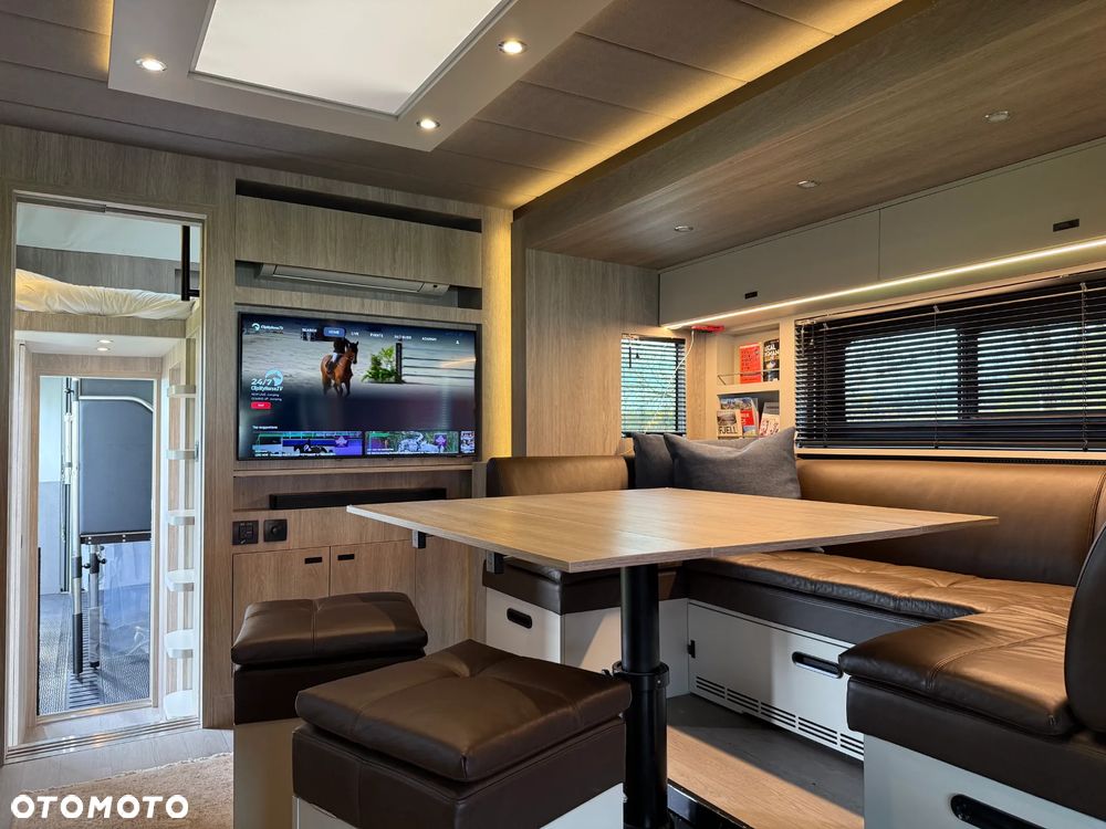 Scania Koniowóz STX S770 5-koni + Duża przyczepa, 4-konie - 15