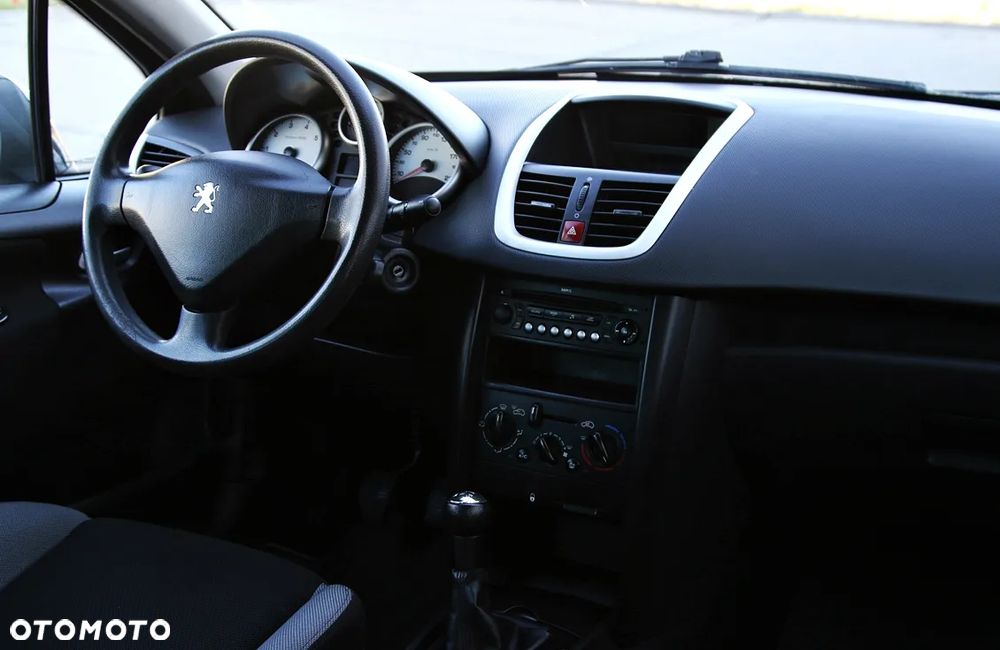 Peugeot 207 1.4 Trendy nICE - 25