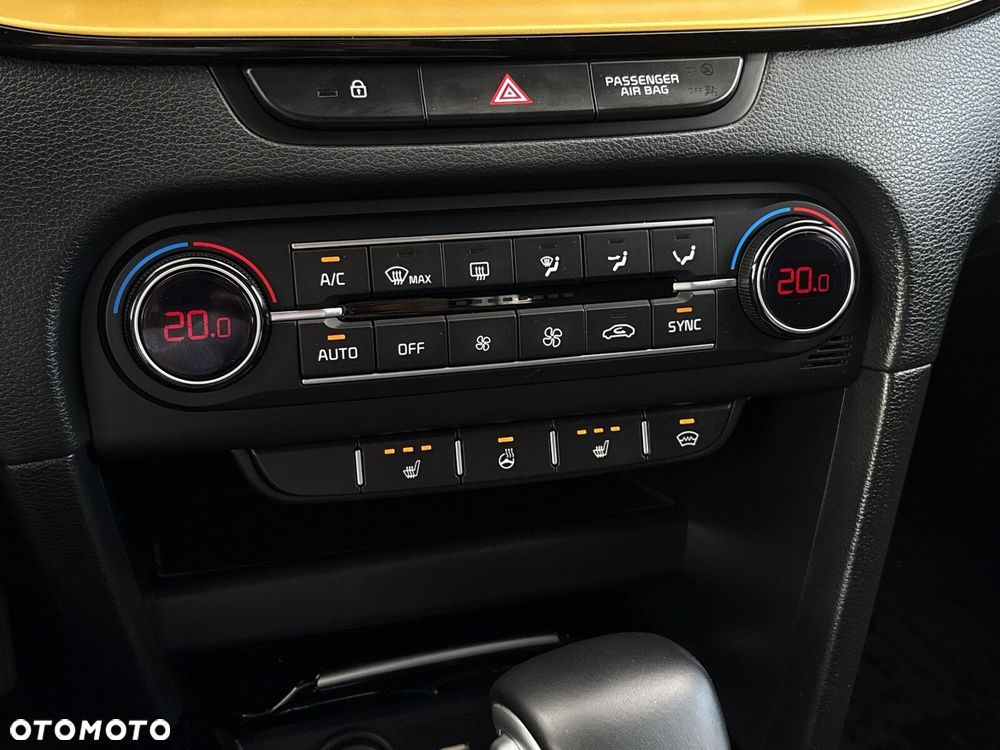 Kia XCeed - 30