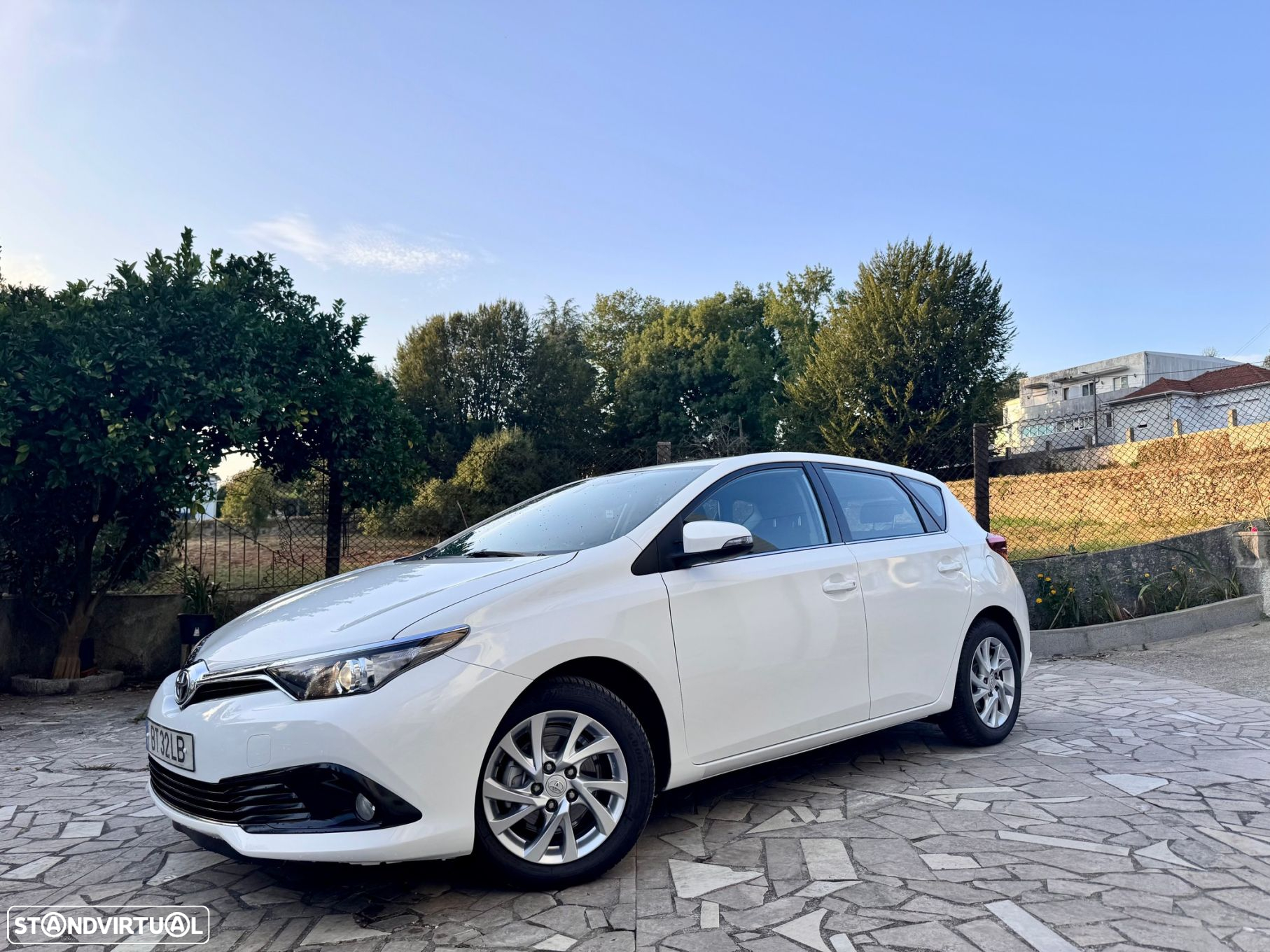 Toyota Auris 1.2T Exclusive - 5
