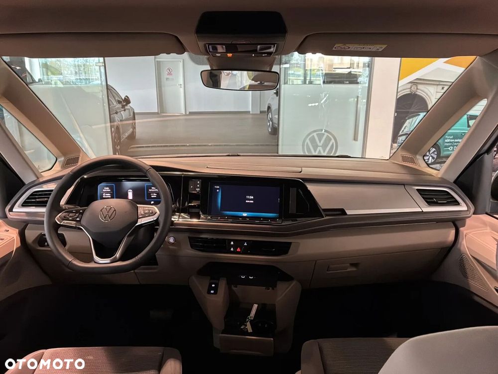 Volkswagen Multivan - 13