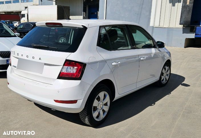 Skoda Fabia - 9