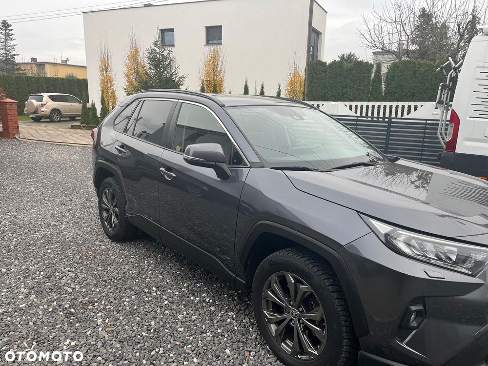 Toyota RAV4 - 3