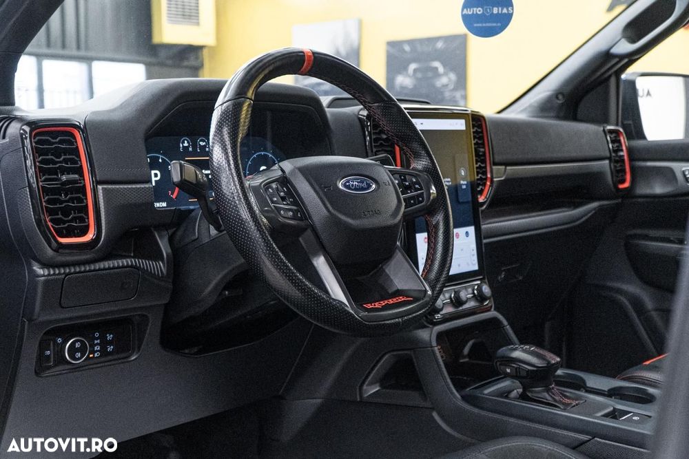 Ford Raptor - 6