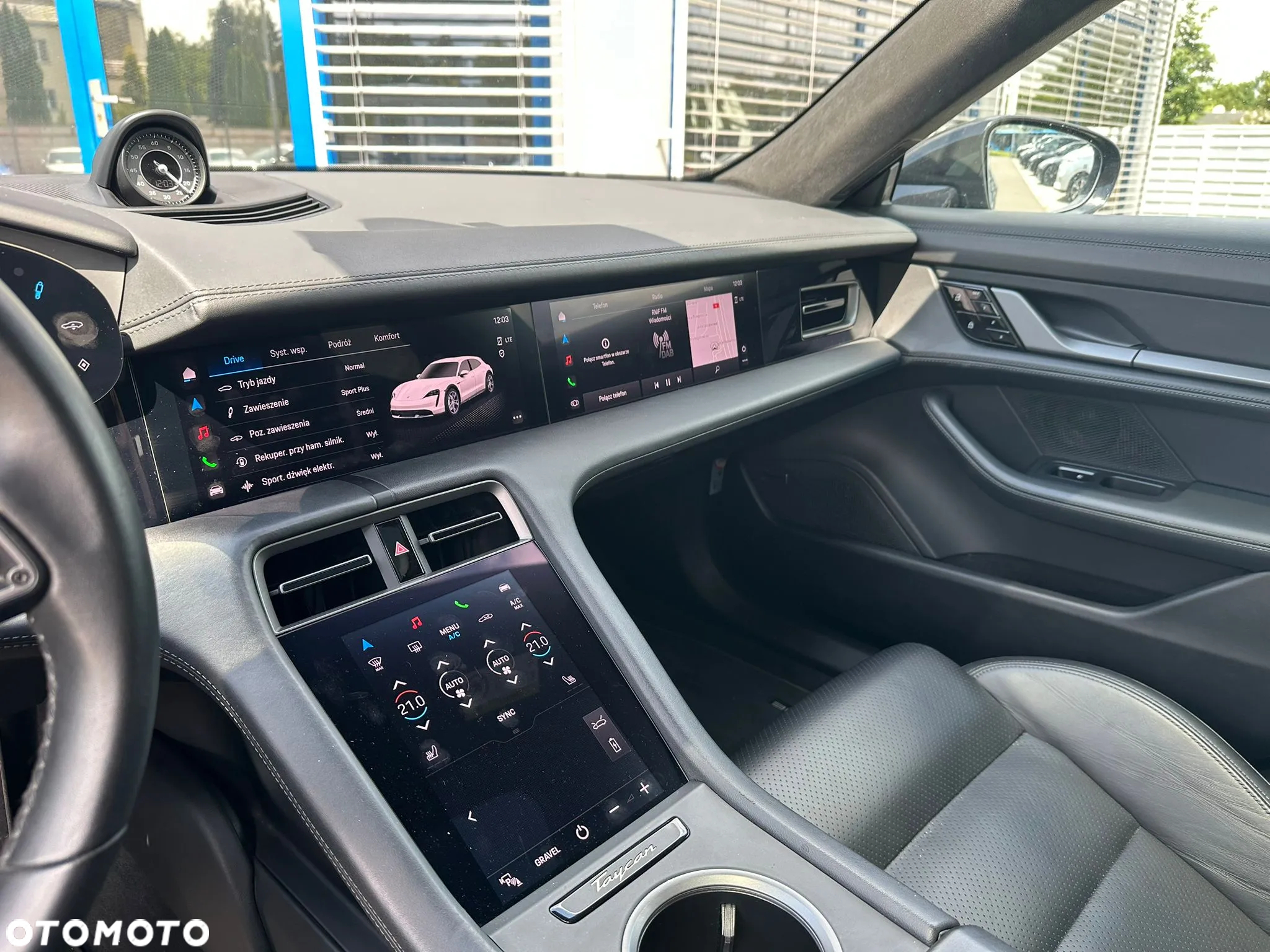 Porsche Taycan Turbo Cross Turismo - 24