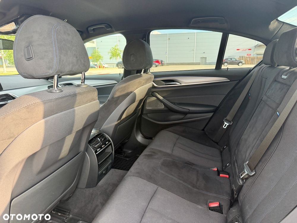BMW Seria 5 540i xDrive M Sport sport - 14