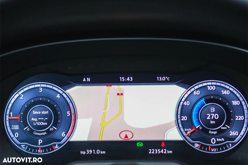 Volkswagen Passat - 28