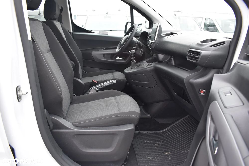 Toyota Proace City Verso 1.5 D-4D Business - 17
