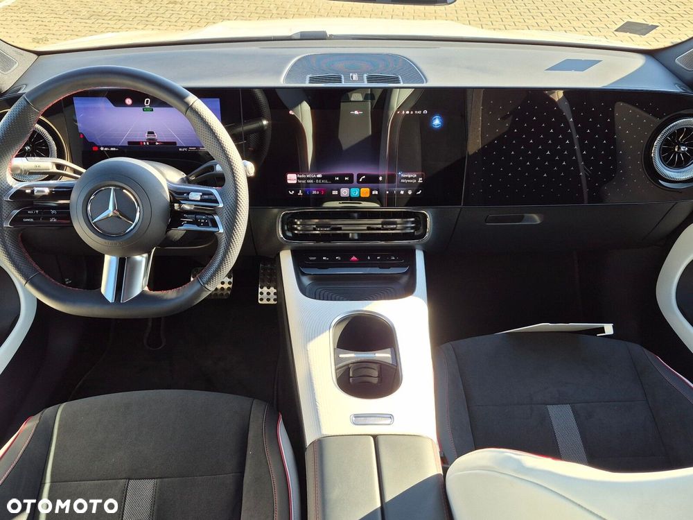 Mercedes-Benz CLA - 21
