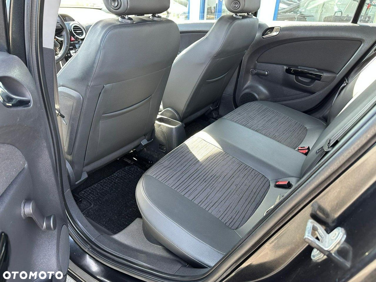 Opel Corsa - 31