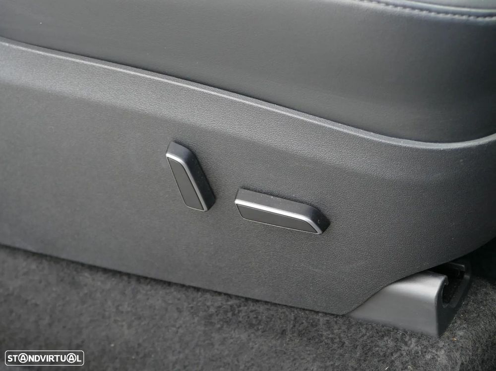 Tesla Model Y Tração Traseira - 30