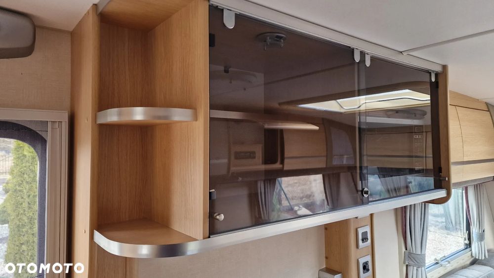 Coachman Pastiche - 38