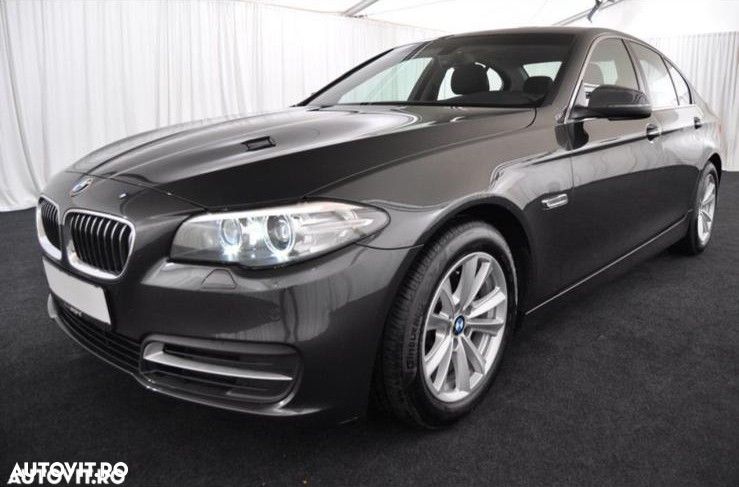 BMW Seria 5 520d Aut. Luxury Line - 3